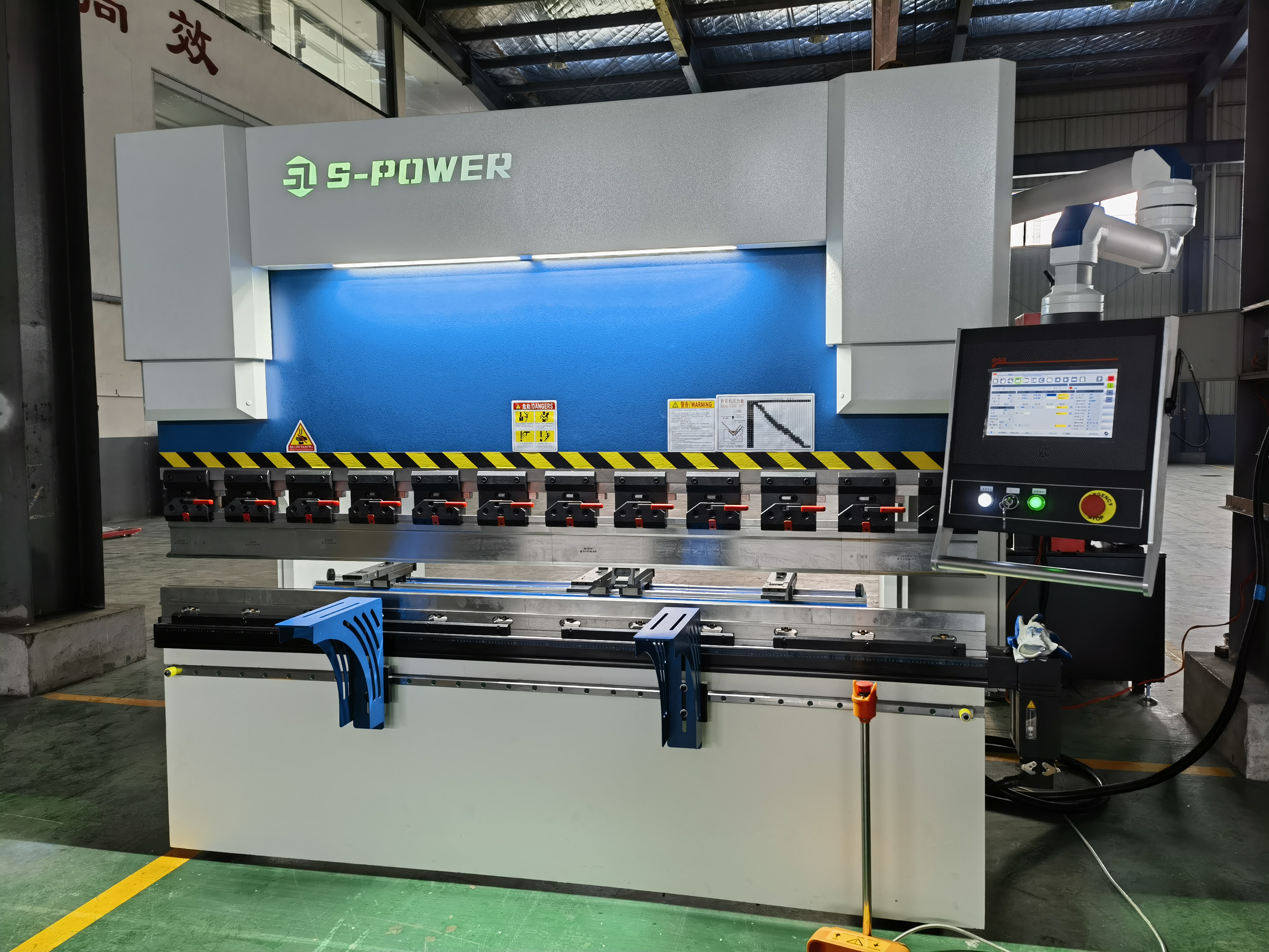 63t2500主电机伺服数控折弯机